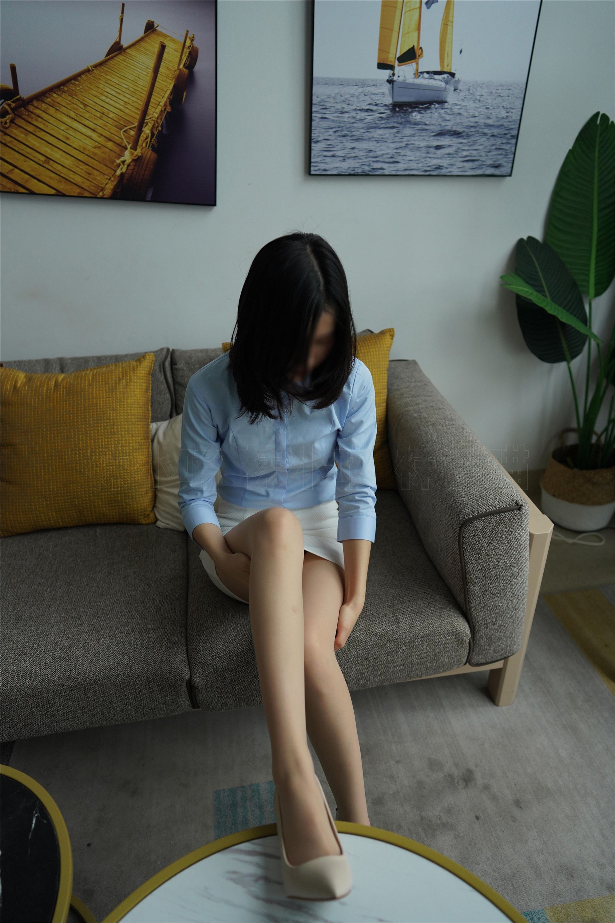 KittyWawa袜小喵  KT170《楼梯私密事》